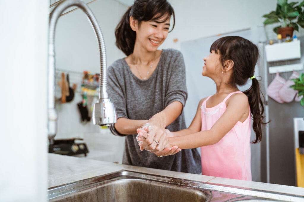 The Best Handwashing Setup for Your Kitchen, So You Never Confuse Dish Soap  and Hand Soap Again